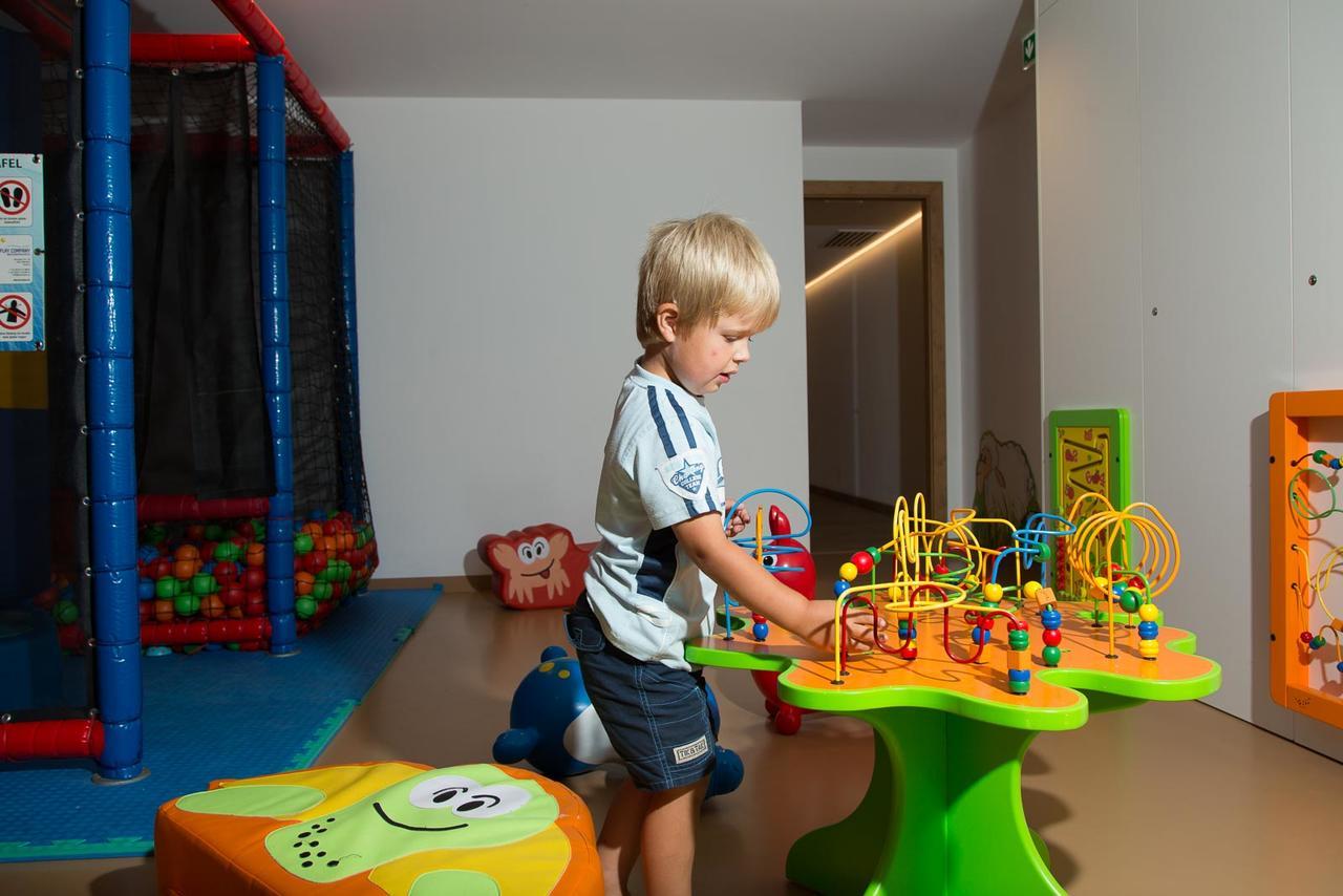 Familienhotel Adler 링기나우 외부 사진