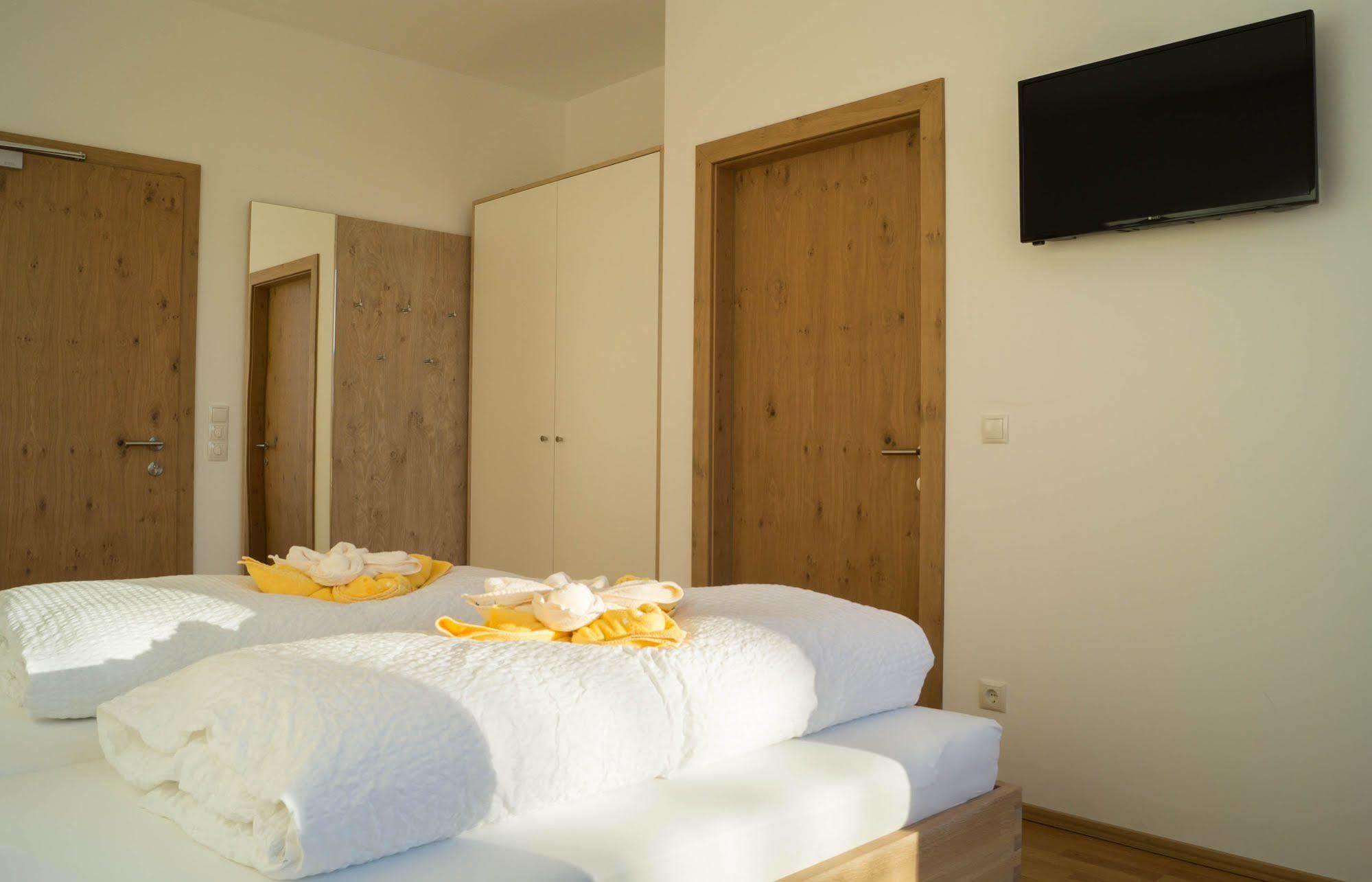 Familienhotel Adler 링기나우 외부 사진